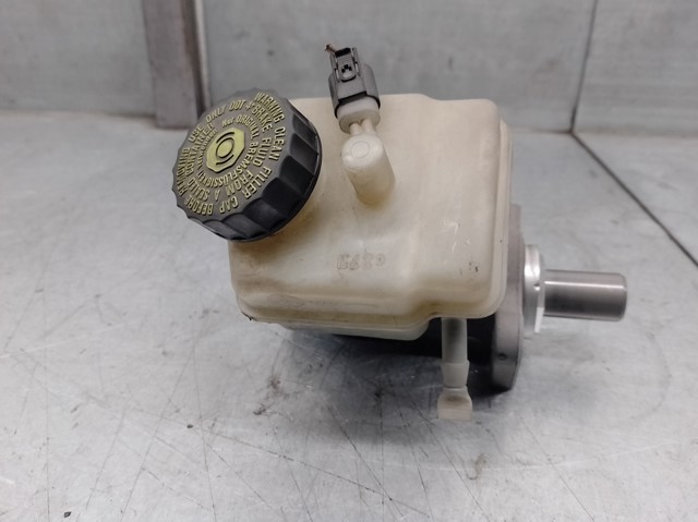 A1684300302 MERCEDES Depósito de líquido de frenos comprar Madrid
