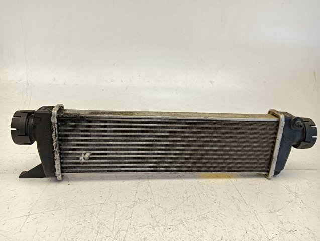 A1685000000 Intercooler  en stock Castellón
