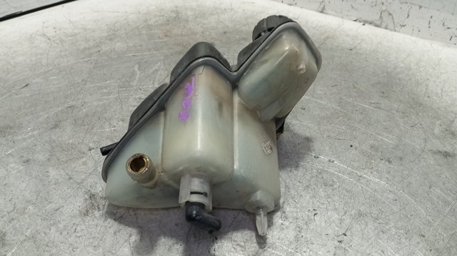 MERCEDES A1685000249 Depósito de expansión del sistema de refrigeración  disponible Lugo