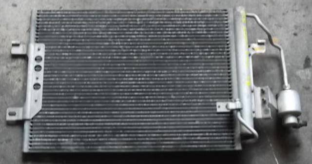 A1685000454 MERCEDES Condensador de aire acondicionado  comprar en Oviedo