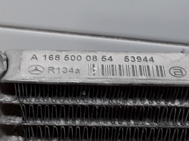 MERCEDES A1685000854 Condensador aire acondicionado  en stock Terrassa
