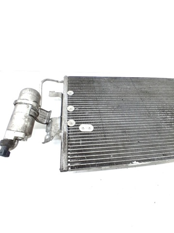 MERCEDES A1685000854 Condensador aire acondicionado comprar Barcelona