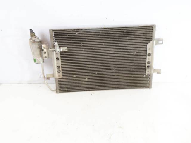 A1685000854 MERCEDES Condensador aire acondicionado comprar Madrid