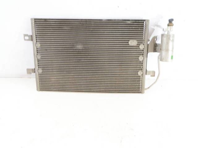 A1685000854 MERCEDES Condensador aire acondicionado comprar Alcalá