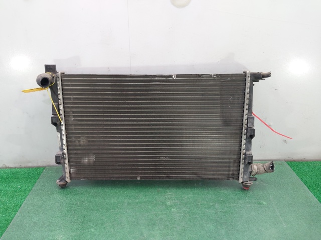 MERCEDES A1685001602 Radiador de refrigeración del motor  disponible España