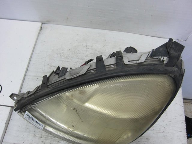 A1688200161 MERCEDES Faro izquierdo comprar Madrid