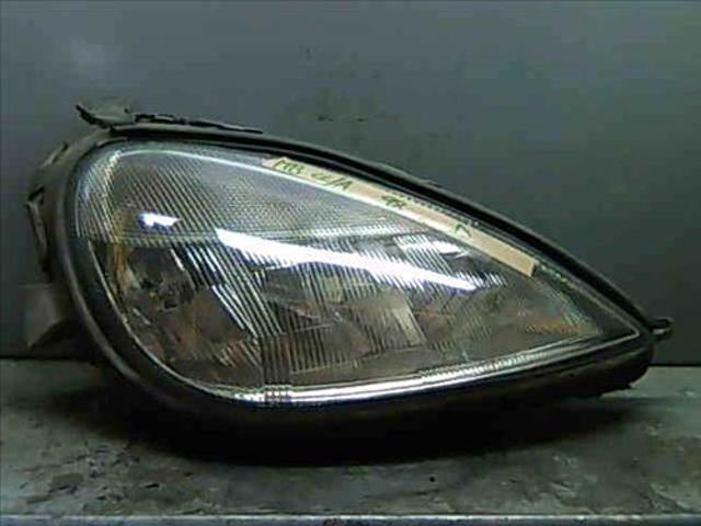 A1688200261 Faro derecho  en stock Castellón