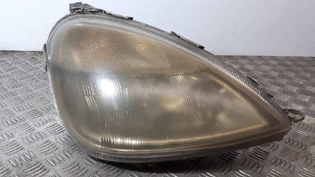 A1688200261 MERCEDES Faro derecho  disponible Vigo