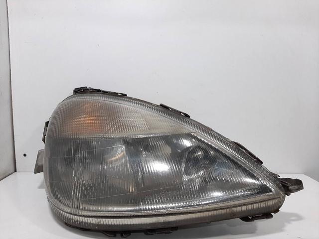 A1688200261 MERCEDES Faro derecho  disponible Ourense