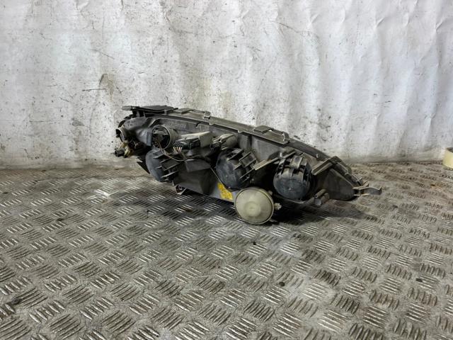 A1688200961 Faro izquierdo  en stock Granada