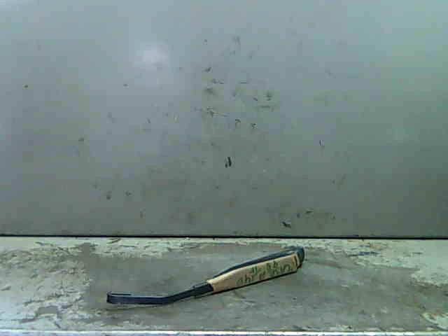 A1688201044 Brazo del limpiaparabrisas trasero  disponible Burgos