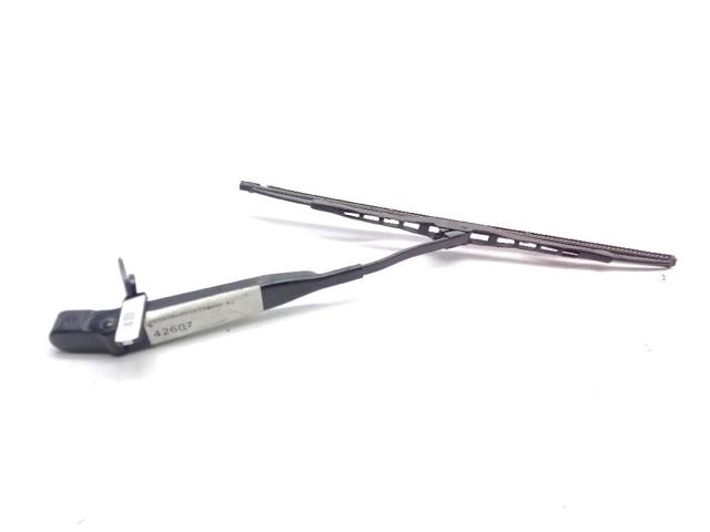 MERCEDES A1688201044 Brazo del limpiaparabrisas trasero  comprar en Ponferrada
