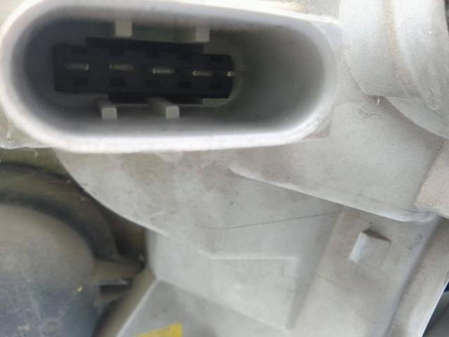 A1688201061 MERCEDES Faro derecho  disponible Vigo