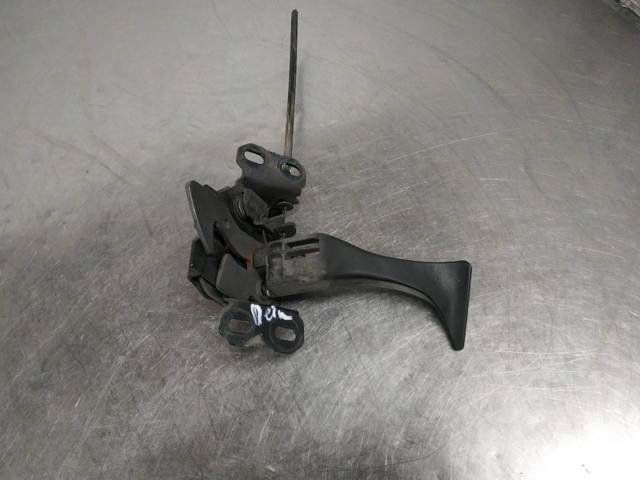 Comprar Cerradura del capó de motor A  W168