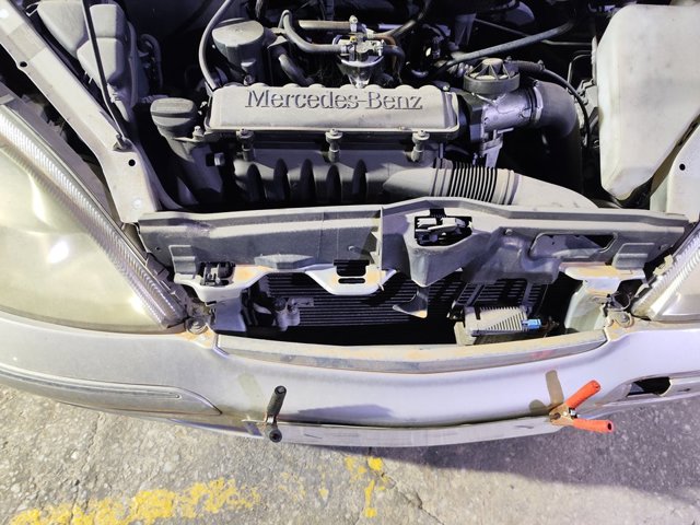 Cerradura de capó para Mercedes A W168