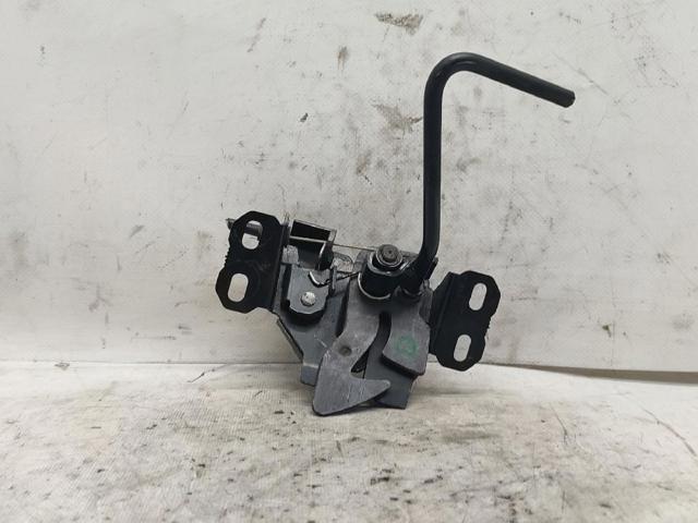 Cerradura de capó Mercedes A  desde 39,20 €