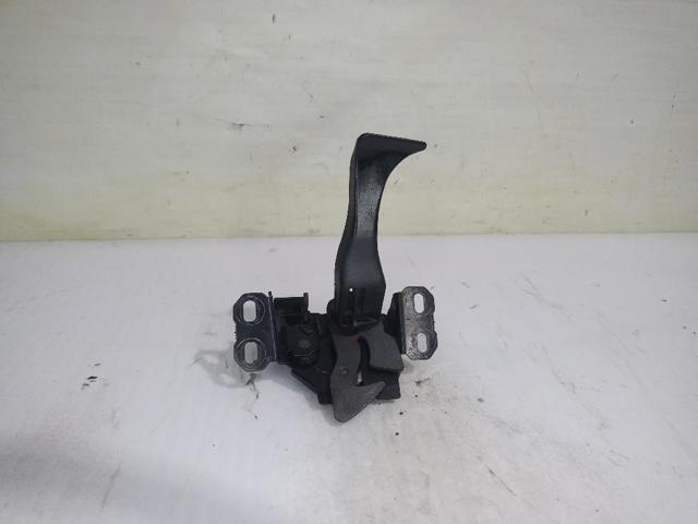 Precio del repuesto Cerradura del capó de motor A  hatchback