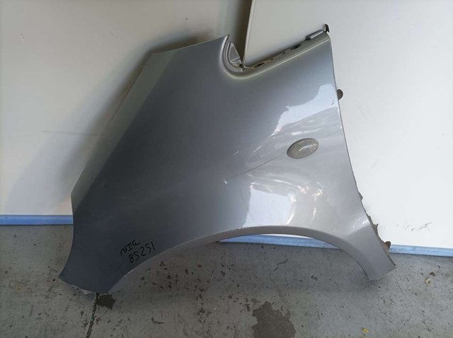 A1688800718 Aleta delantera izquierda  disponible Málaga