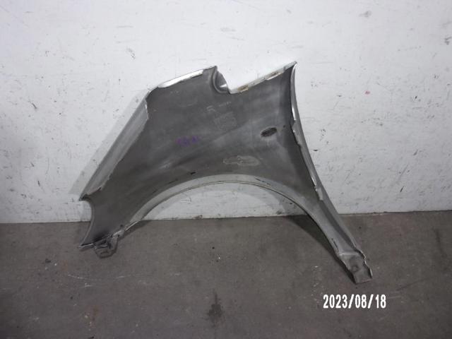 A1688800818 MERCEDES Aleta  en stock Córdoba