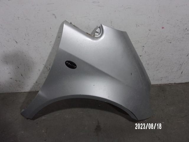 A1688800818 Aleta delantera derecha  comprar en Reus