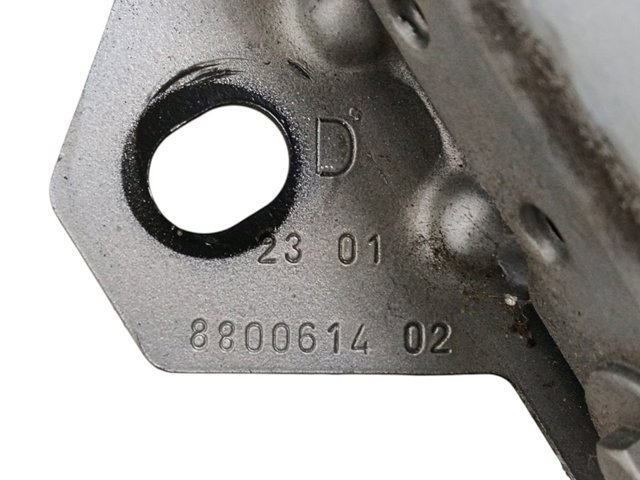 A1688800818 MERCEDES Aleta  en stock Huelva