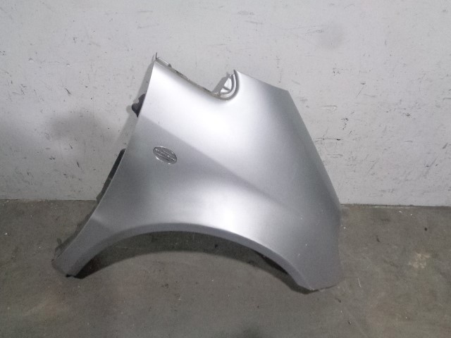 MERCEDES A1688800818 Aleta delantera derecha  disponible Lugo