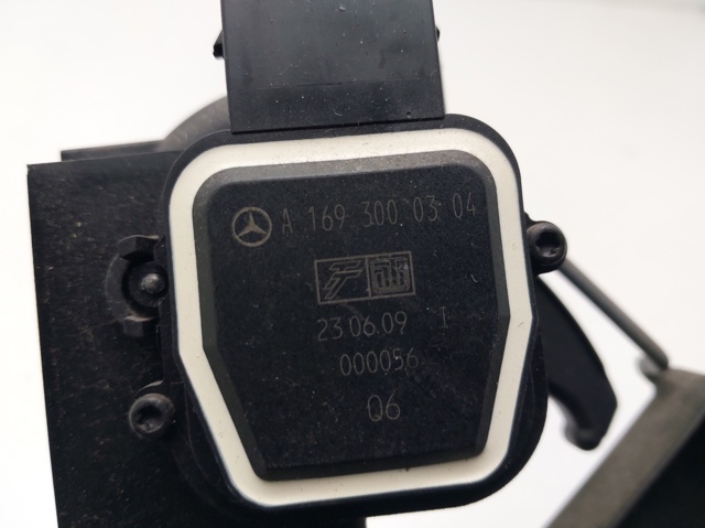 A1693000304 MERCEDES Pedal del acelerador  comprar en Jaén
