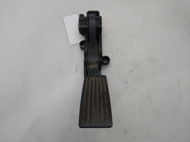 A1693000304 MERCEDES Pedal del acelerador  disponible Vigo