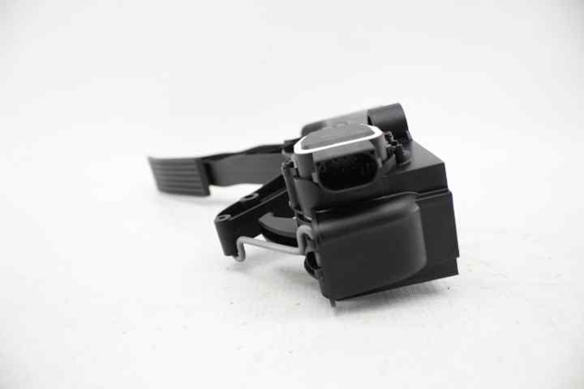 A1693000304 Pedal del acelerador comprar Girona