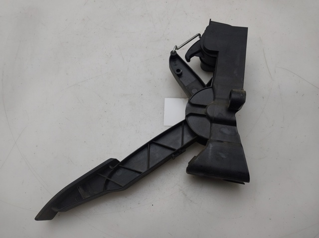 A1693000304 Pedal del acelerador  comprar en Reus