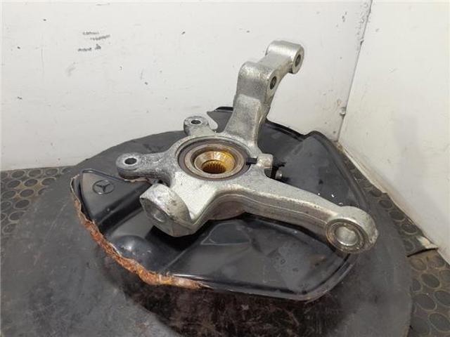 A1693300520 Mangueta delantera izquierda  en stock Sabadell