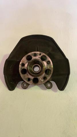 A1693300520 MERCEDES Mangueta delantera izquierda  en stock Gandía