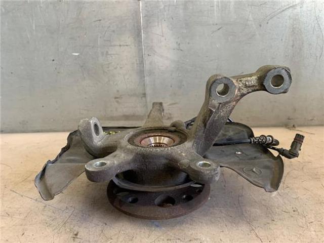 MERCEDES A1693300620 Mangueta delantera derecha comprar Pamplona