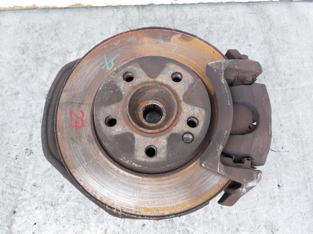 A1693300720 MERCEDES Mangueta delantera izquierda  en stock Córdoba