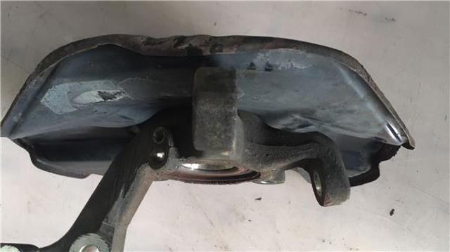 A1693300720 Mangueta delantera izquierda  comprar en Pontevedra