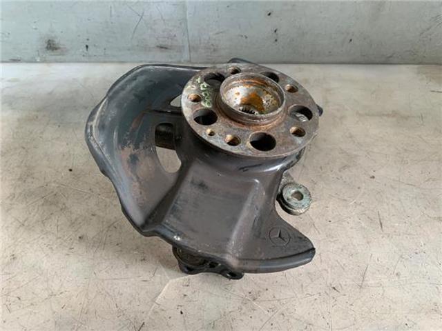 A1693300720 Mangueta delantera izquierda  en stock Granada