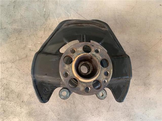 A1693300820 MERCEDES Mangueta delantera derecha  disponible Vigo