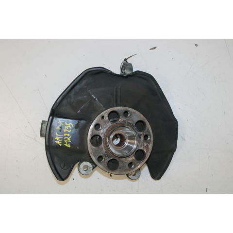 A1693300820 MERCEDES Mangueta delantera derecha  en stock Huelva