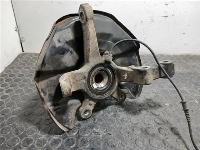 A1693300820 MERCEDES Mangueta delantera derecha  disponible Vigo