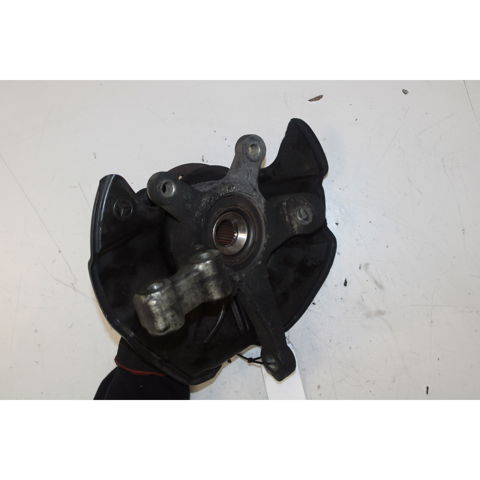 A1693300820 MERCEDES Mangueta delantera derecha comprar Alcalá