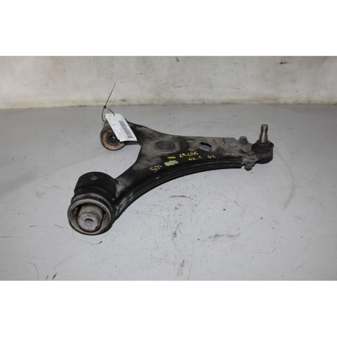 A1693300907 Brazo inferior izquierdo de la suspensión delantera  comprar en Zaragoza