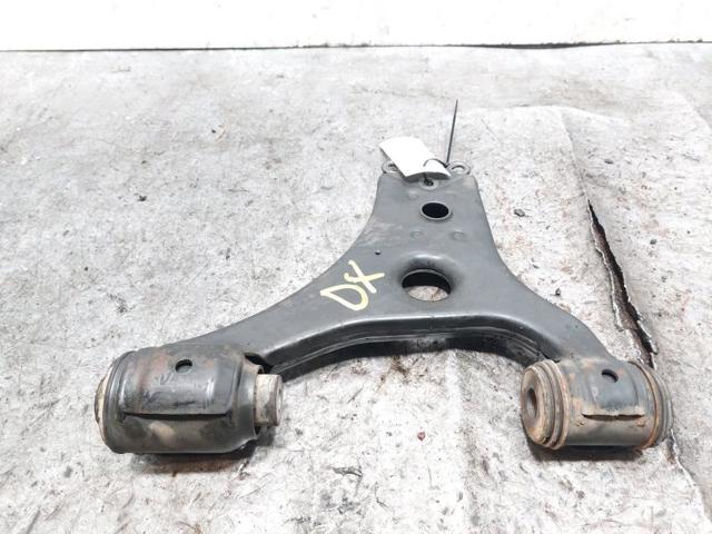 MERCEDES A1693301007 Brazo inferior derecho de la suspensión delantera  en stock Terrassa