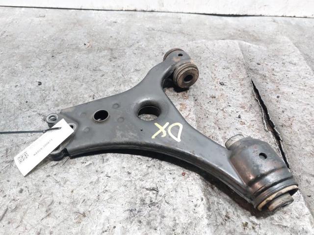 A1693301007 Brazo inferior derecho de la suspensión delantera  disponible Málaga