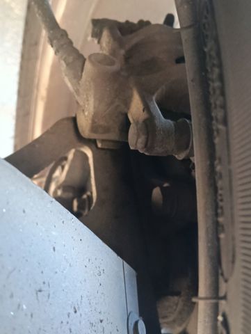 Pinza de freno, Eje delantero izquierda A1694201583 MERCEDES