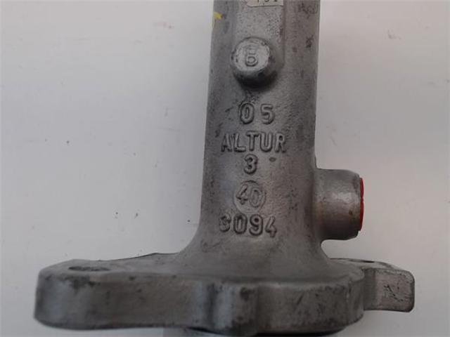 A1694300101 MERCEDES Cilindro maestro de frenos  en stock Gandía
