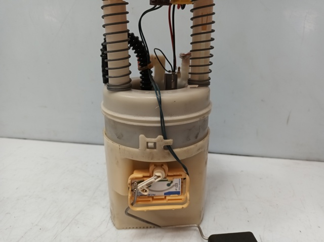 A1694700494 Bomba de gasolina  en stock Sabadell