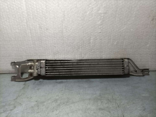 A1695000200 Radiador de refrigeración de la transmisión  en stock Granada