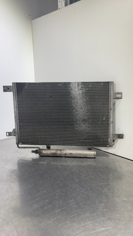 A1695000754 Condensador aire acondicionado  en stock Sabadell