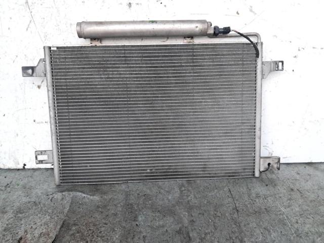 A1695000754 Condensador aire acondicionado  en stock Castellón