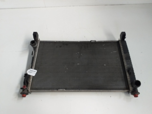 MERCEDES A1695001703 Radiador de refrigeración del motor  disponible Valladolid